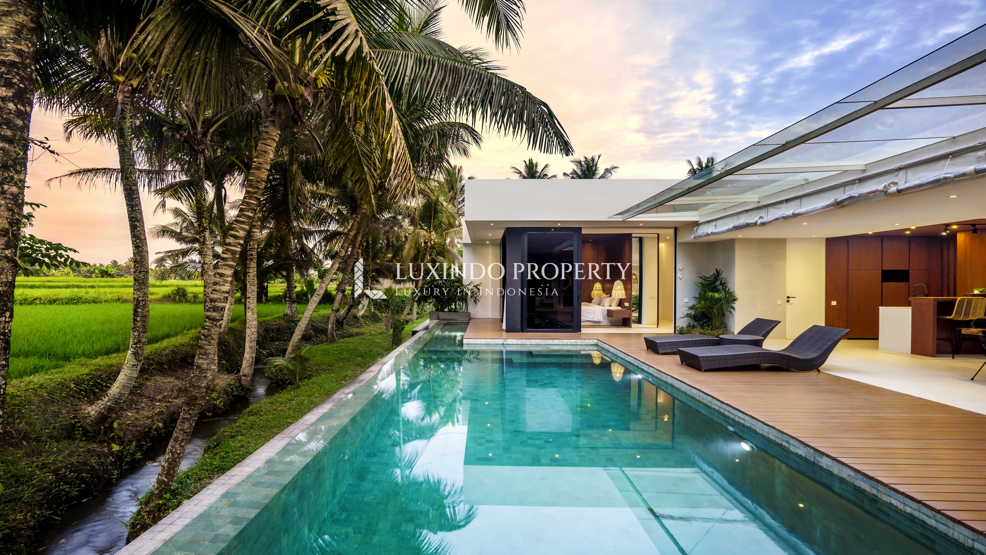 UBUD – BRAND NEW MODERN 3BDR VILLA WITH STUNNING RICE FIELD VIEW IN SAYAN (LHV502)